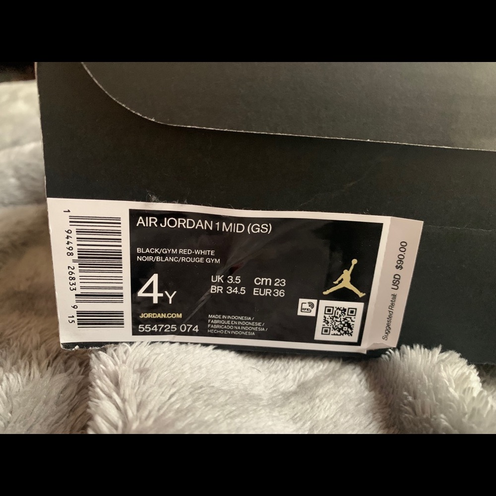 Jordan 1 Mid Banned 2020 (GS) - Picture 4 of 7